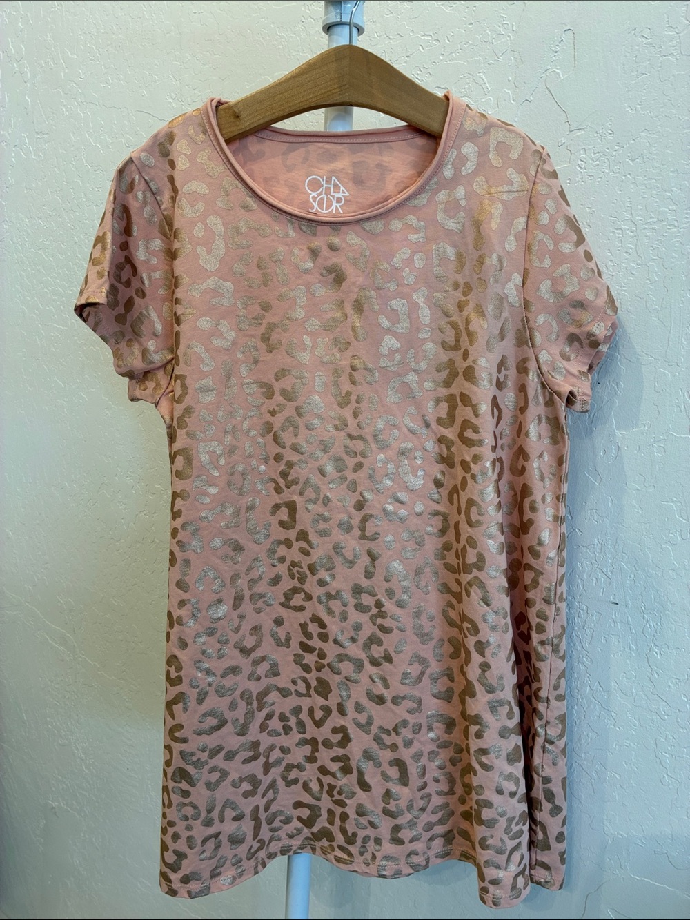 Chaser Pink Metallic Leopard Short Sleeve Tee